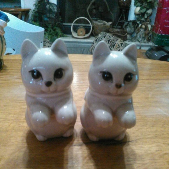 Fitz and Floyd Other - Cute little kittens Fitz and Floyd salt and pepper